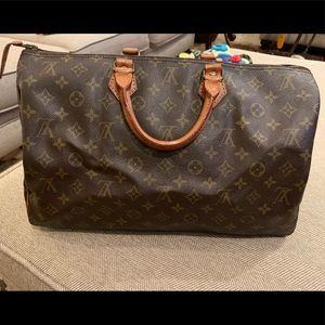 Vintage Louis Vuitton Speedy 40 (Authentic)